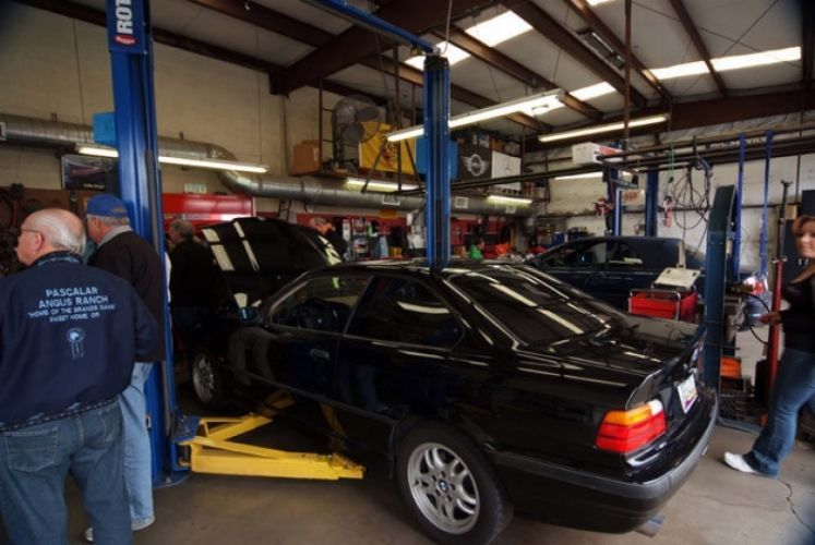 Mercedes Benz Club & BMW CCA European Auto Tech Session 2010 - image #9