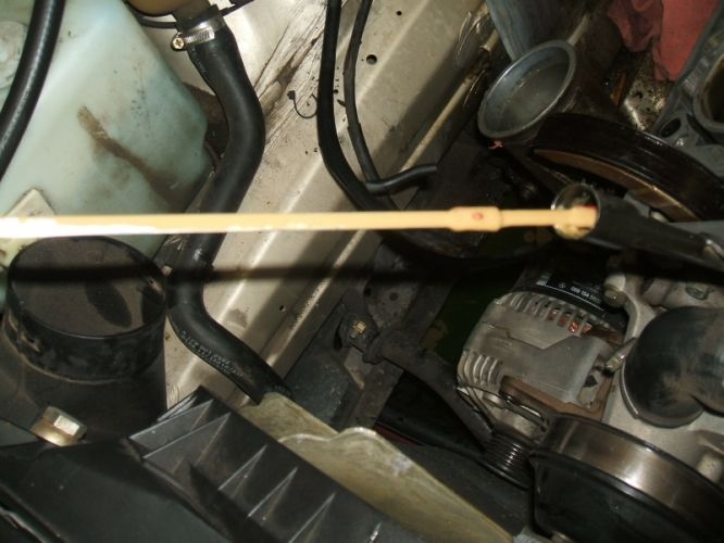 MB SL500 Cylinder Head Image