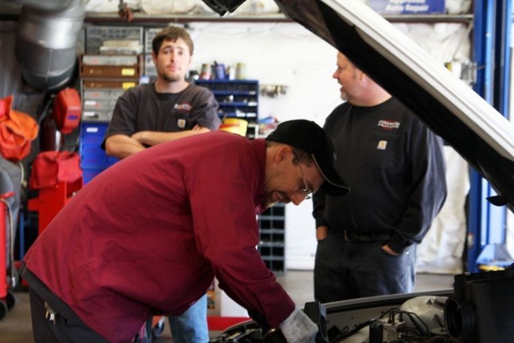 Shop Gallery - European Auto Tech - image #19