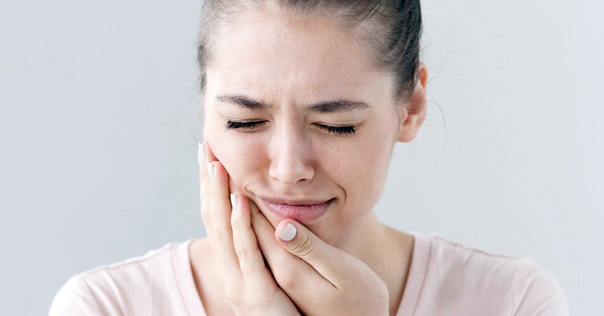 Possible Signs and Symptoms of a Root Canal