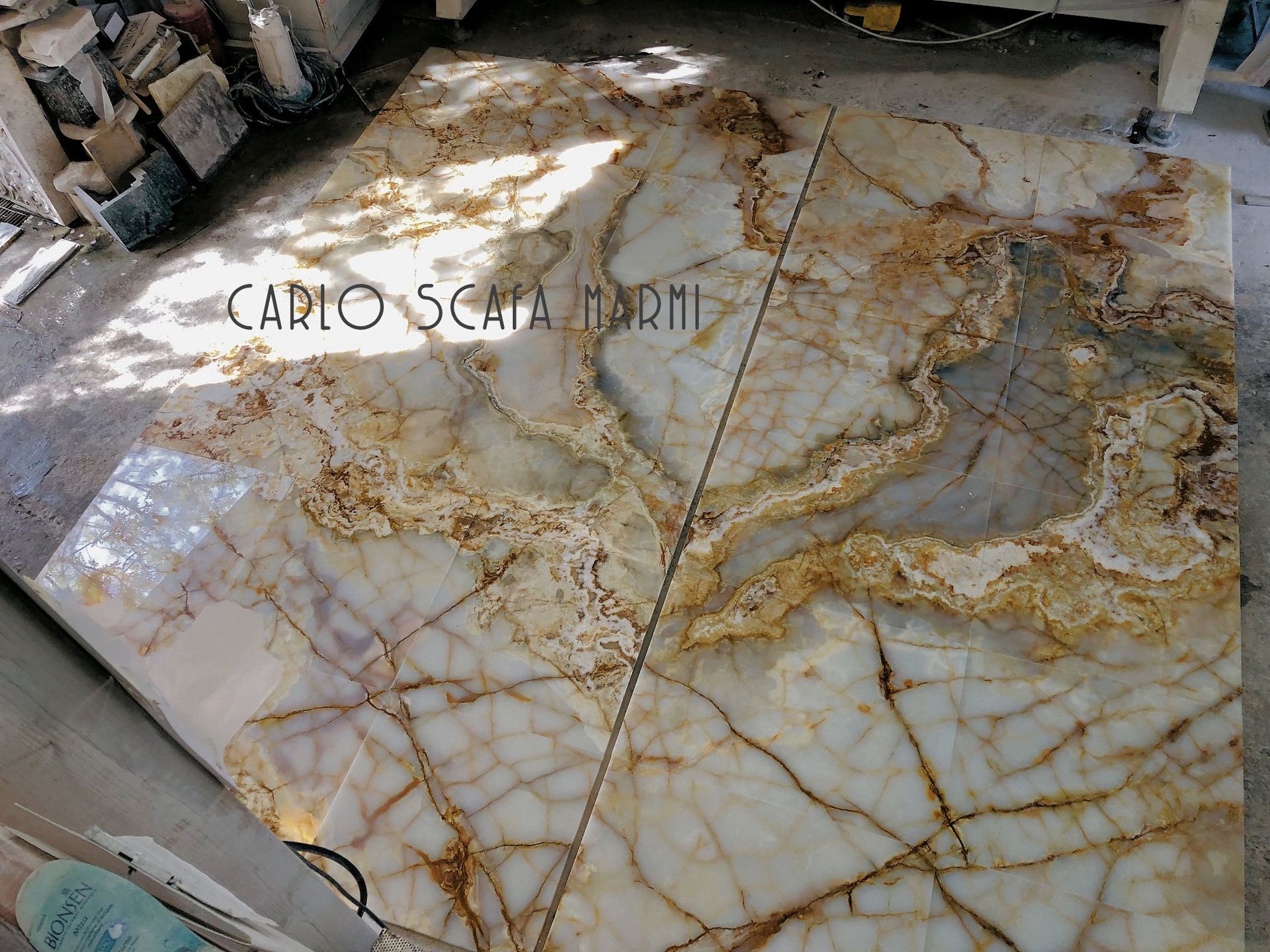 pavimenti in marmo di Marmi Scafa a Roma