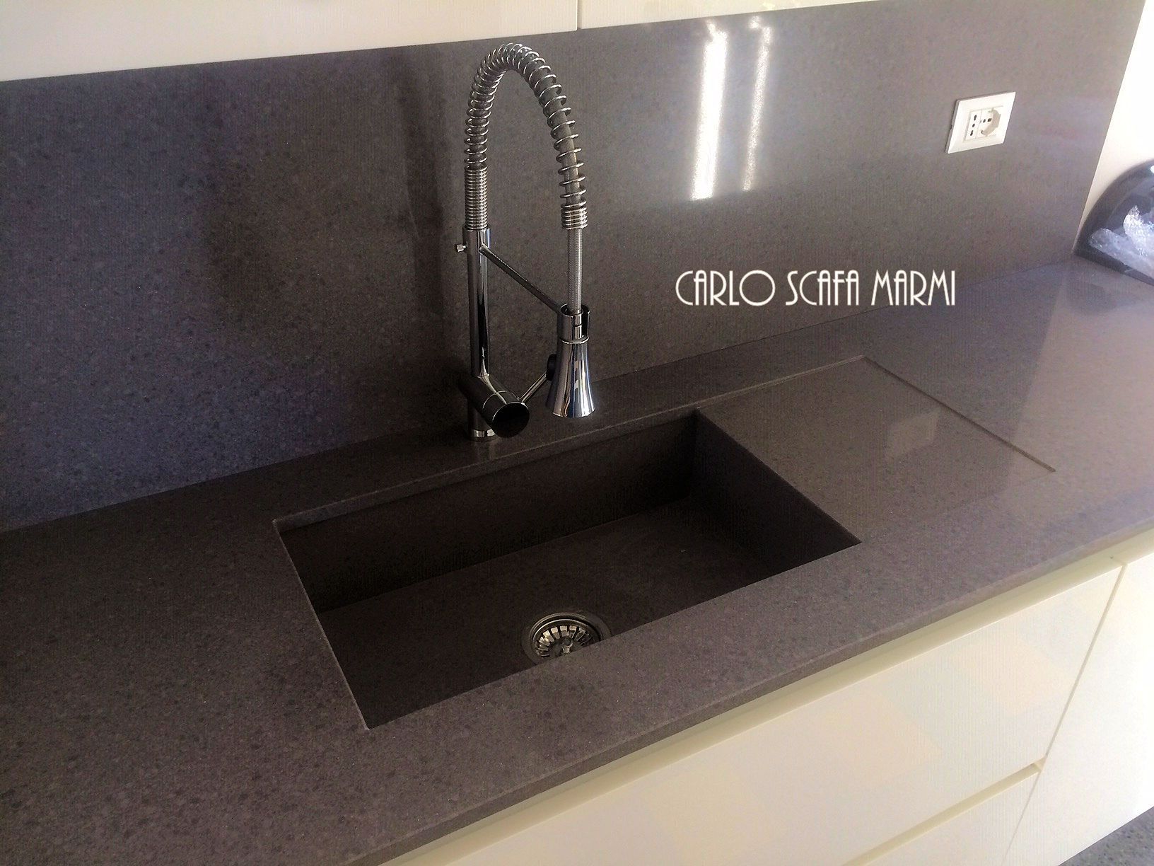 cucine in marmo di Marmi Scafa a Roma