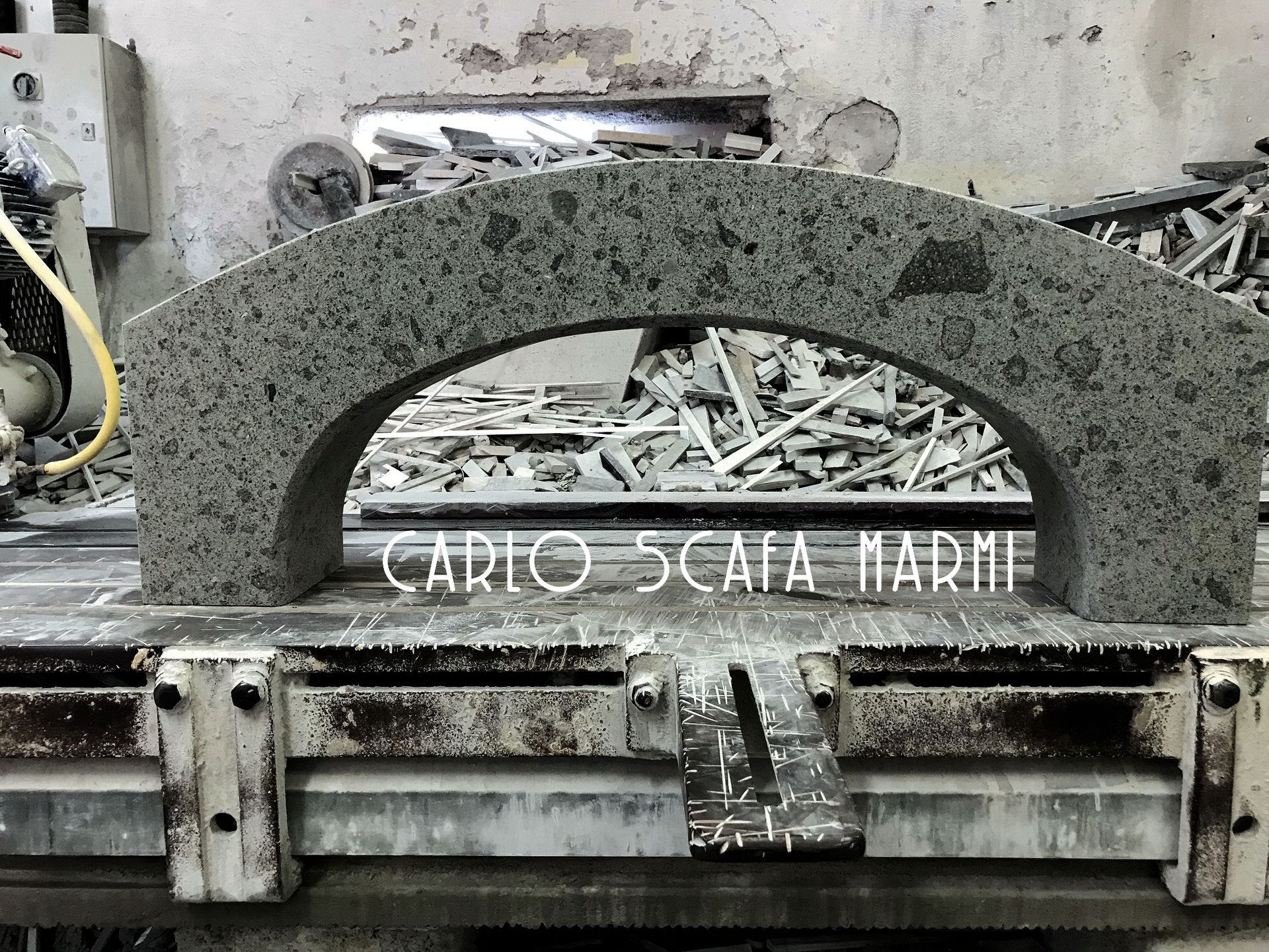 ponte di marmo di Marmi Scafa a Roma
