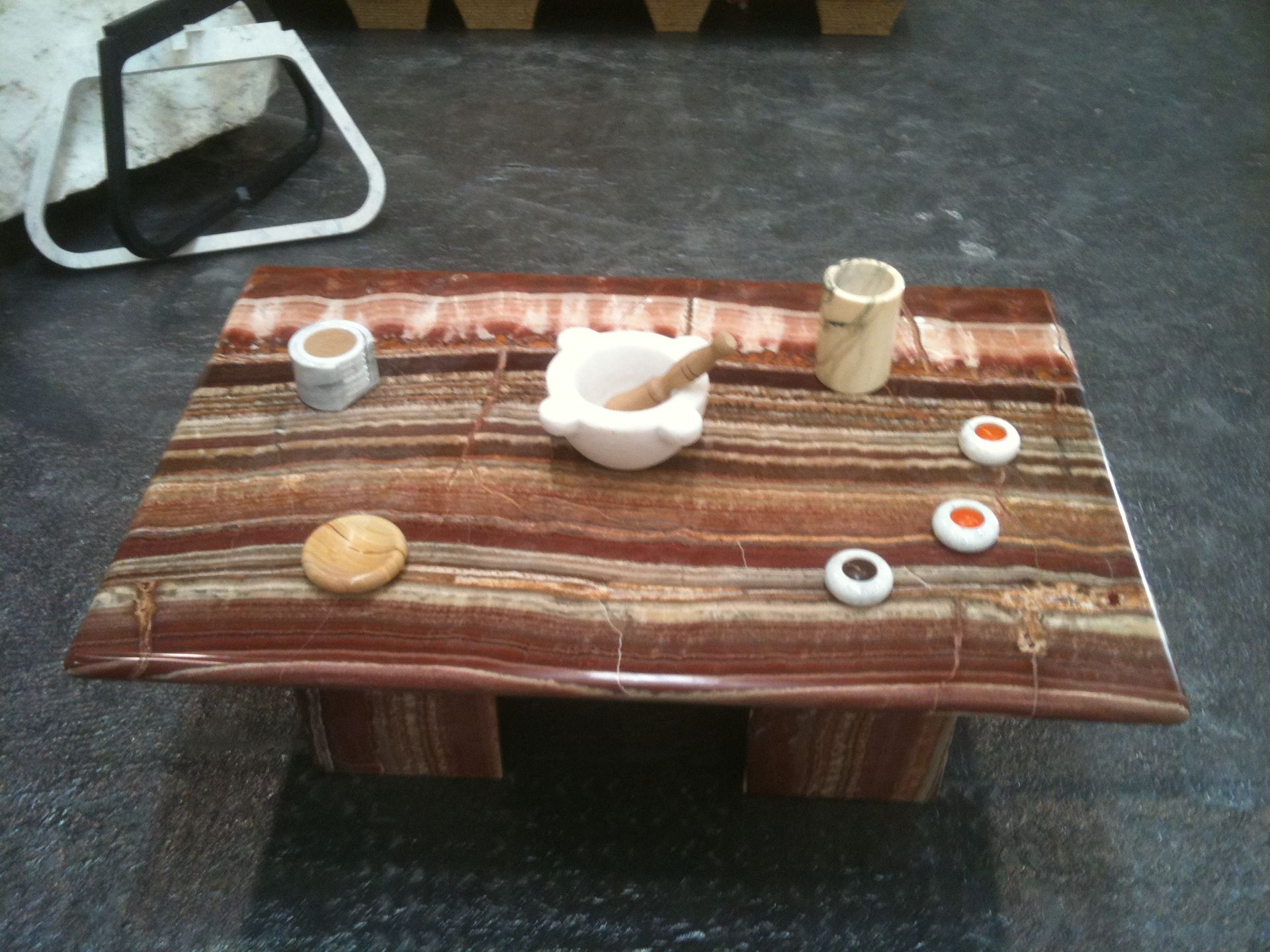 tavolo di marmo con Marmi Scafa a Roma