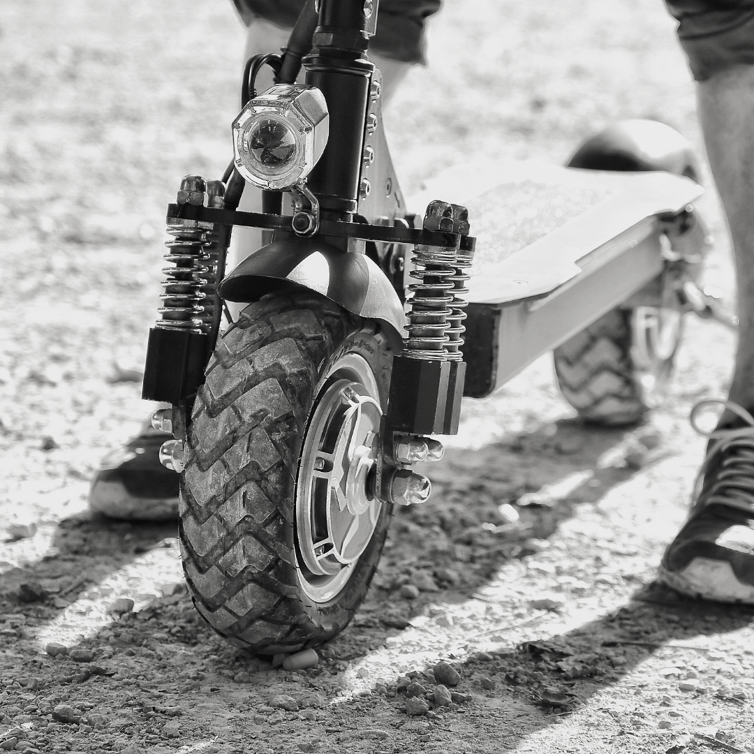 hikerboy urban turbo scooter front wheel dust road