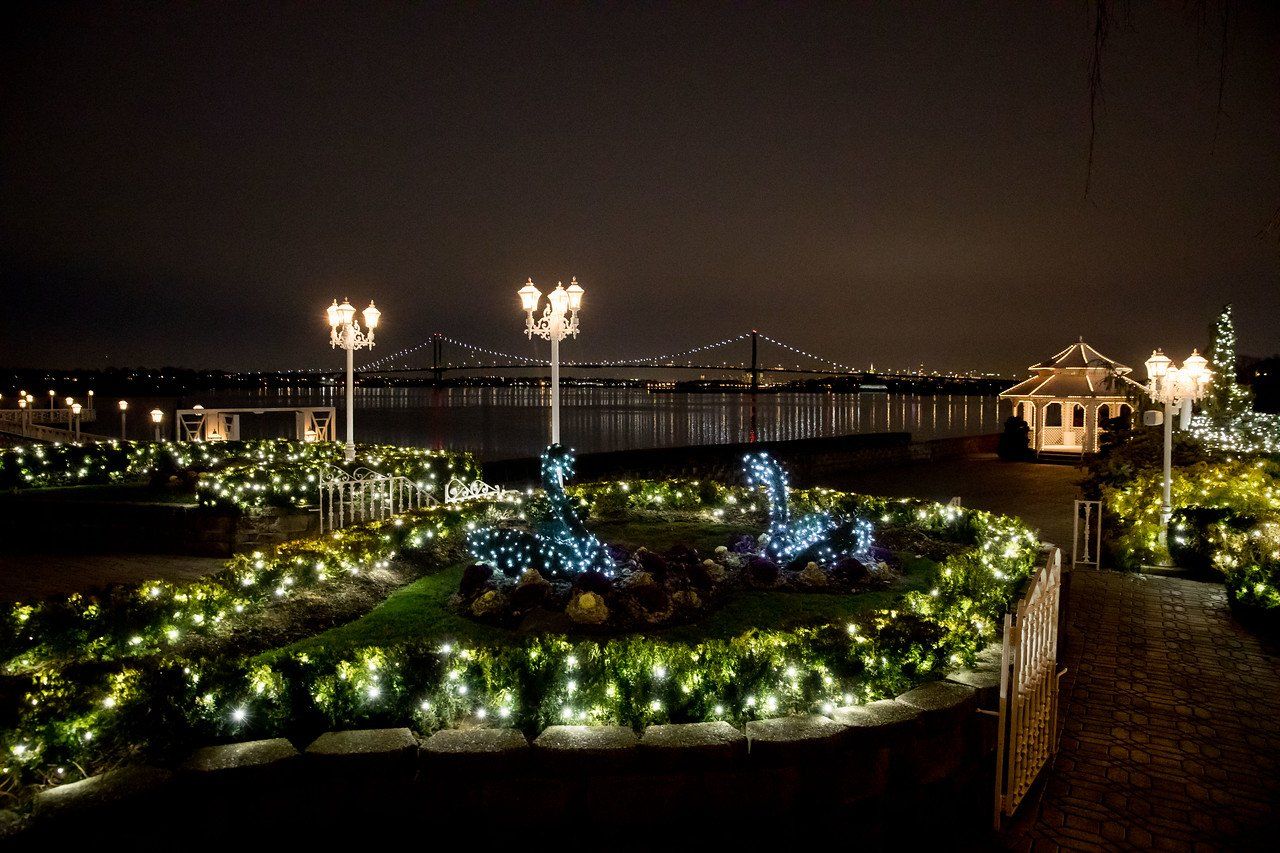 Lit Gardens & Gazebo at Waterfront Wedding Venue
