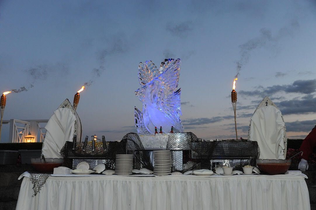 a spectactular ice sculpture set up on the patio at Marina Del Rey
