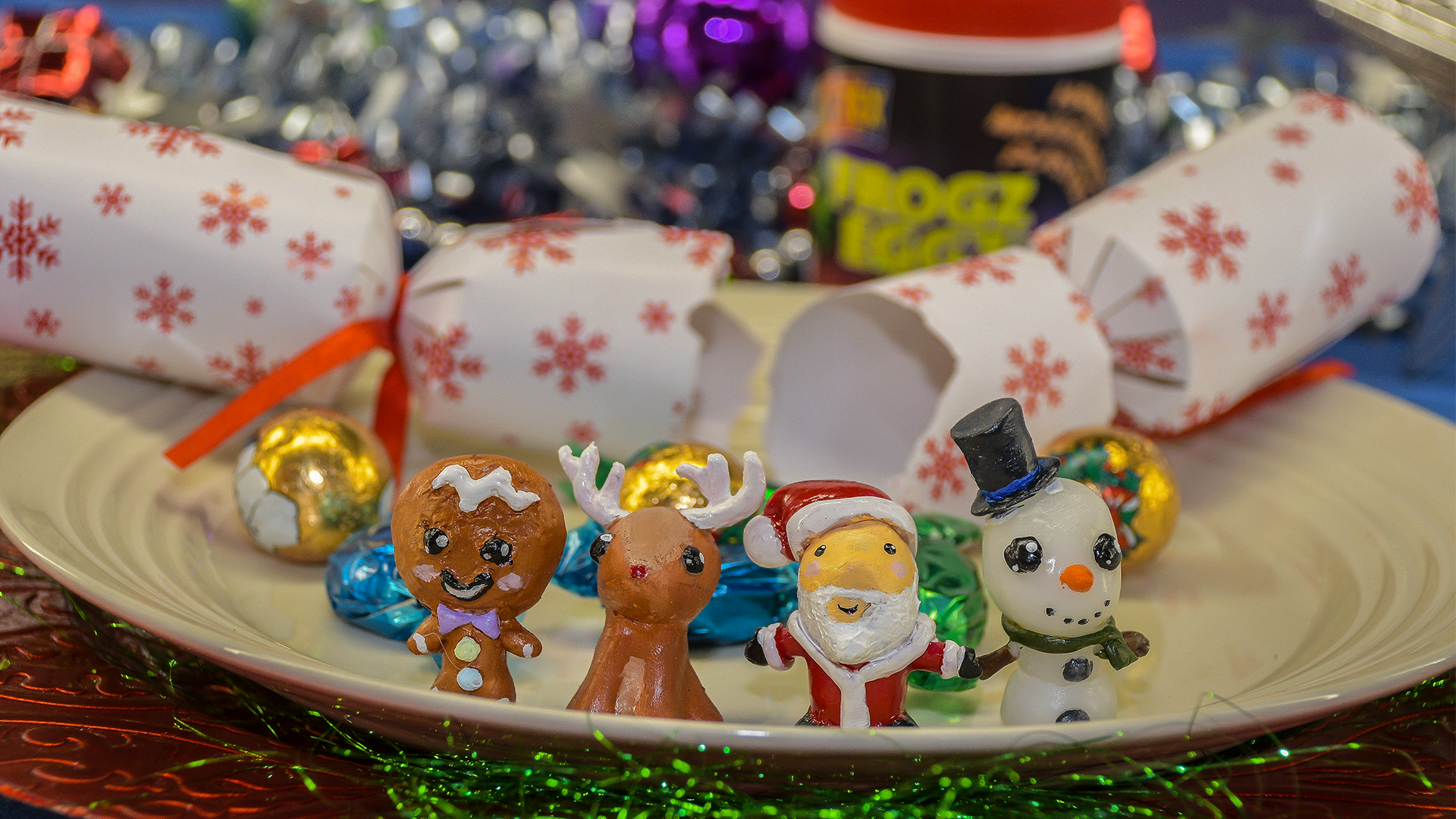 Christmas Cracker Surprises made with FrogzEggz