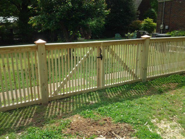 Wooden Fences – Hartselle, AL – Traditions Fence, LLC