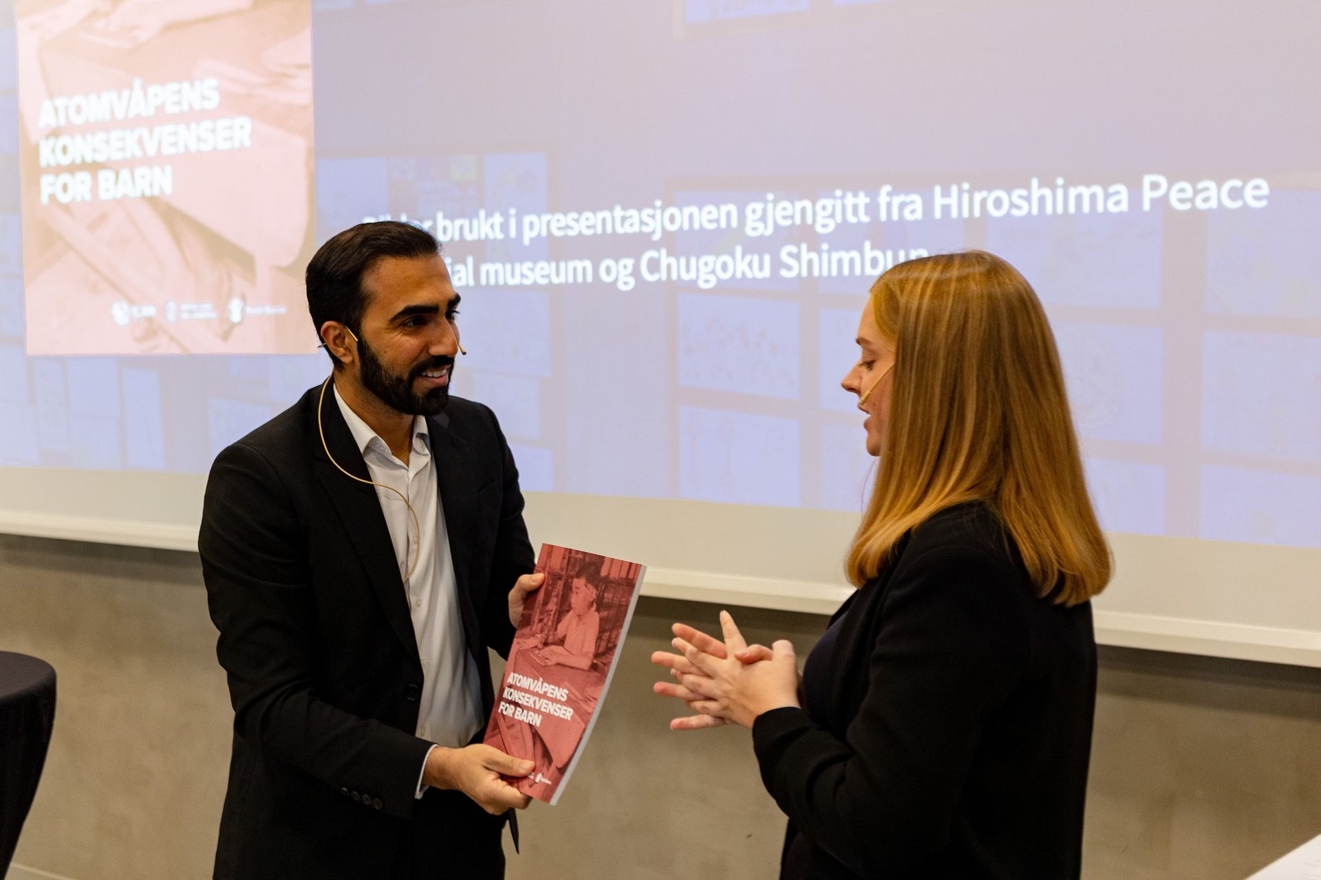 Daglig leder Maja Fjellvær Thompson, og Statssekretær Usman Ahmad Mushtaq (Ap)
Foto credit: Fantastisk foto 