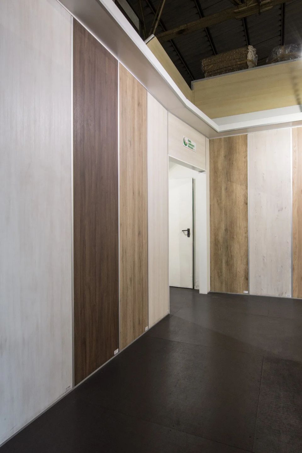 pannelli di legno per pavimenti esposti