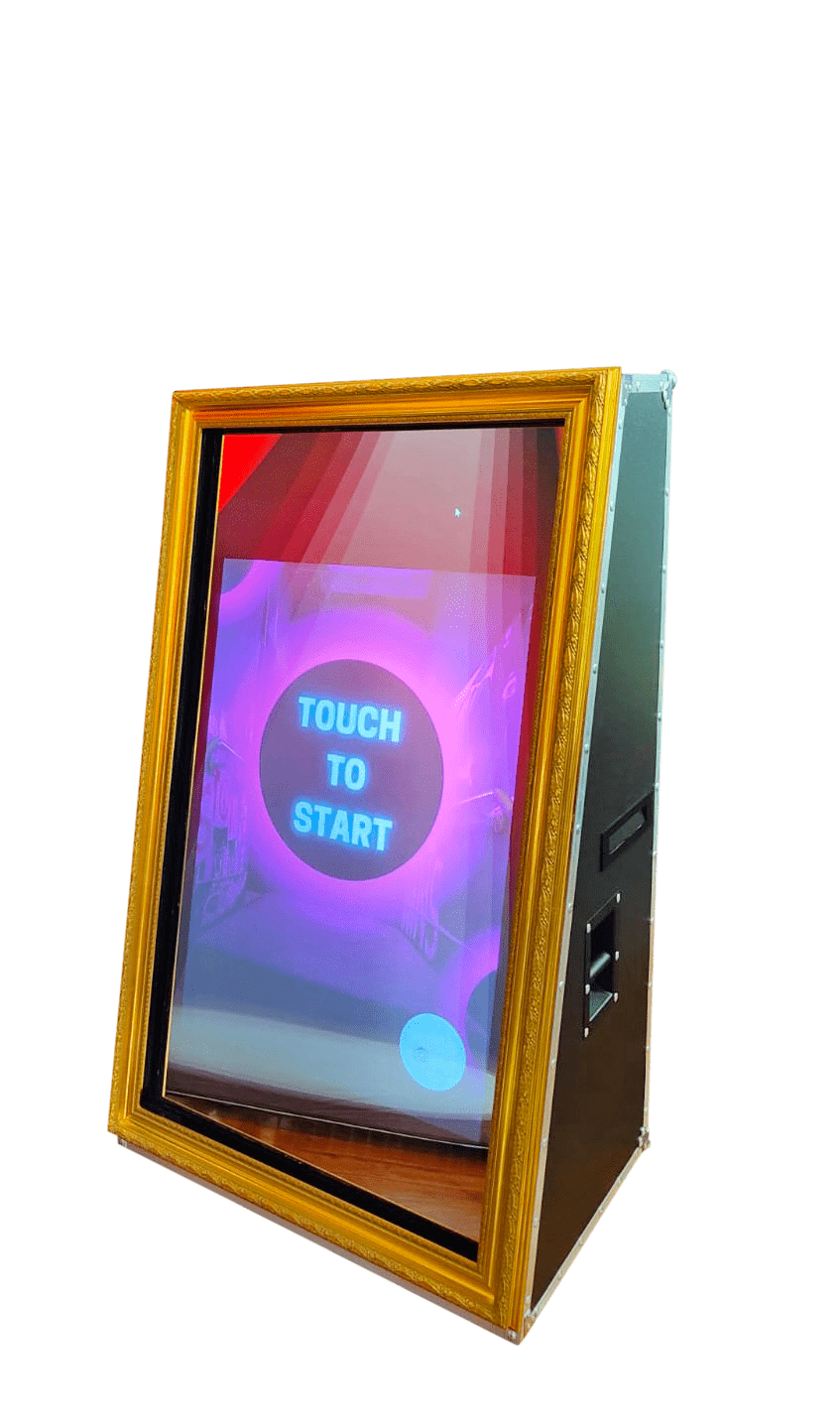 Mirror photobooth front side