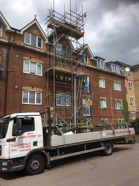 We can install scaffolding for small domestic projects too