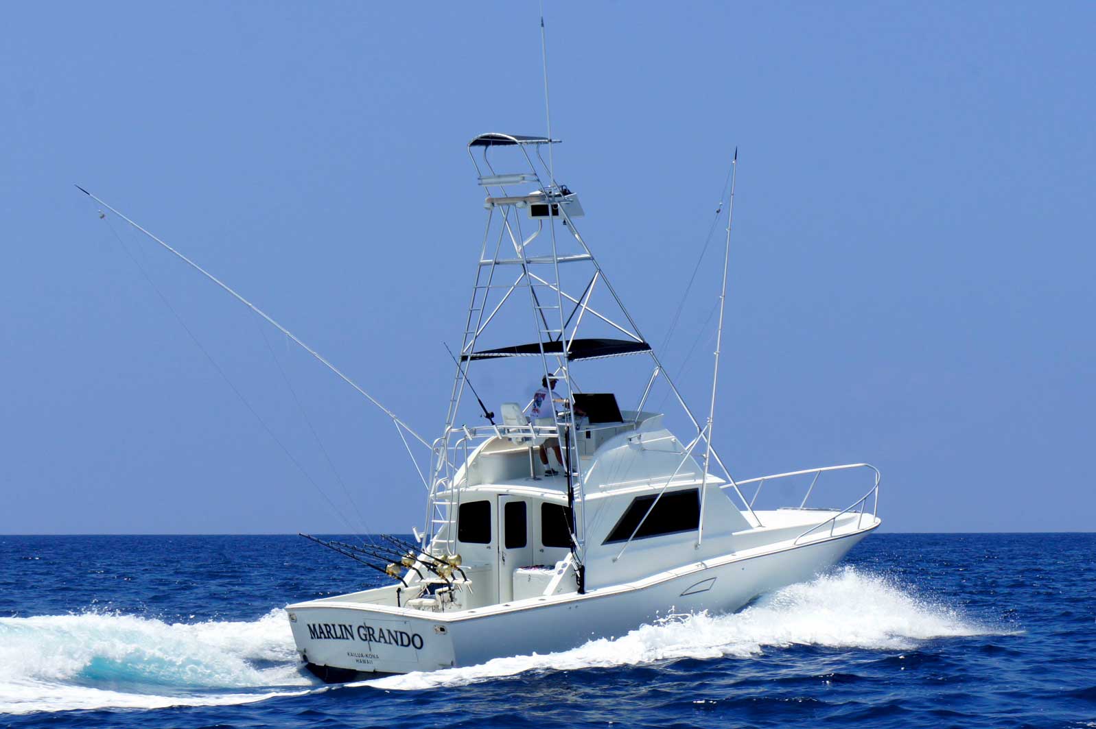 Marlin Grando Family Fishing Charter Boat in Kona
