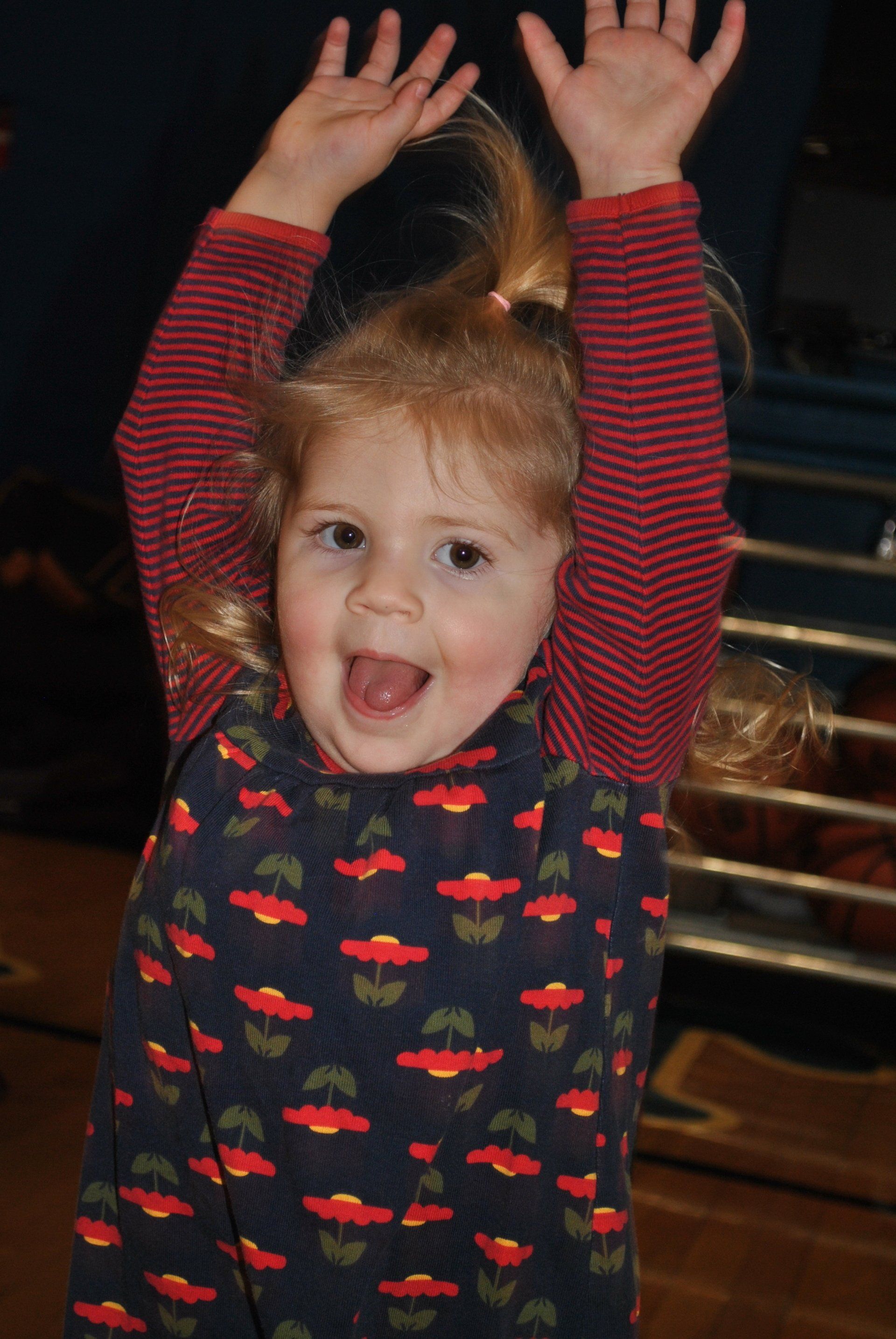 chicago kid party dj little girl dancing