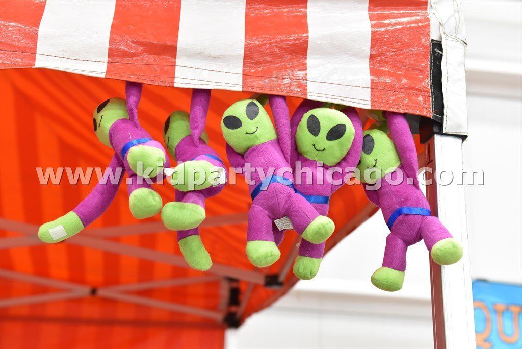 kid party chicago carnival game rental and win a prize