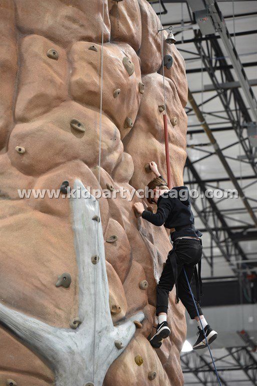 kid party chicago rock wall rental