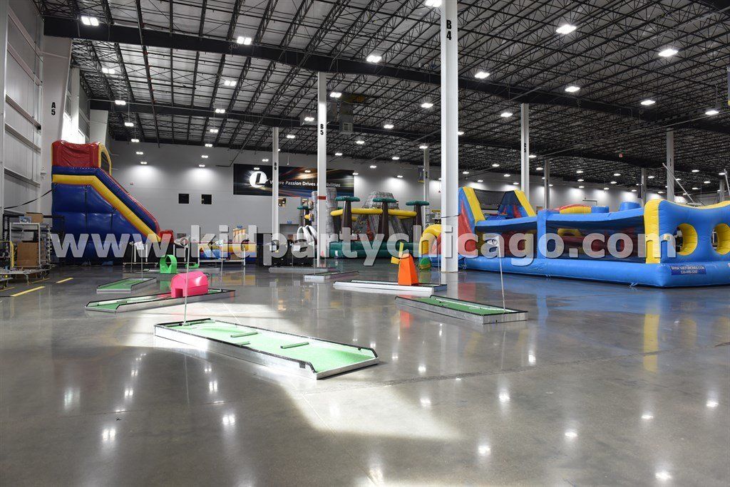 Kid party Chicago miniature golf course rental