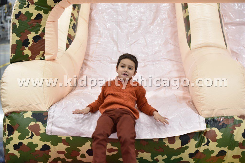 kid party chicago inflatble slide rental little kid sliding