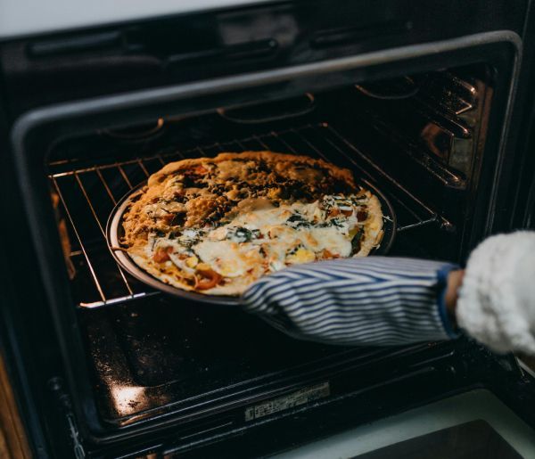 baking pizza in the oven 