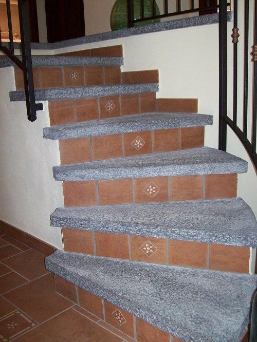 scale in pietra lavica