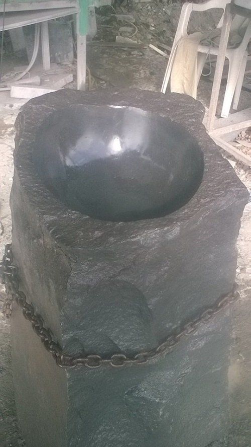 lavorazione in pietra