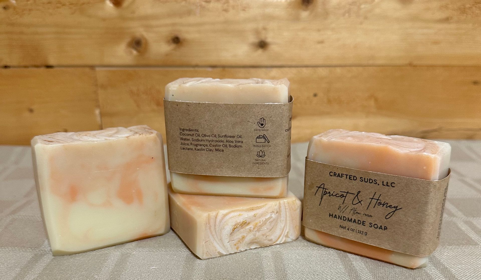 Apricot & Honey w/ Aloe Vera Juice and Kaolin Clay