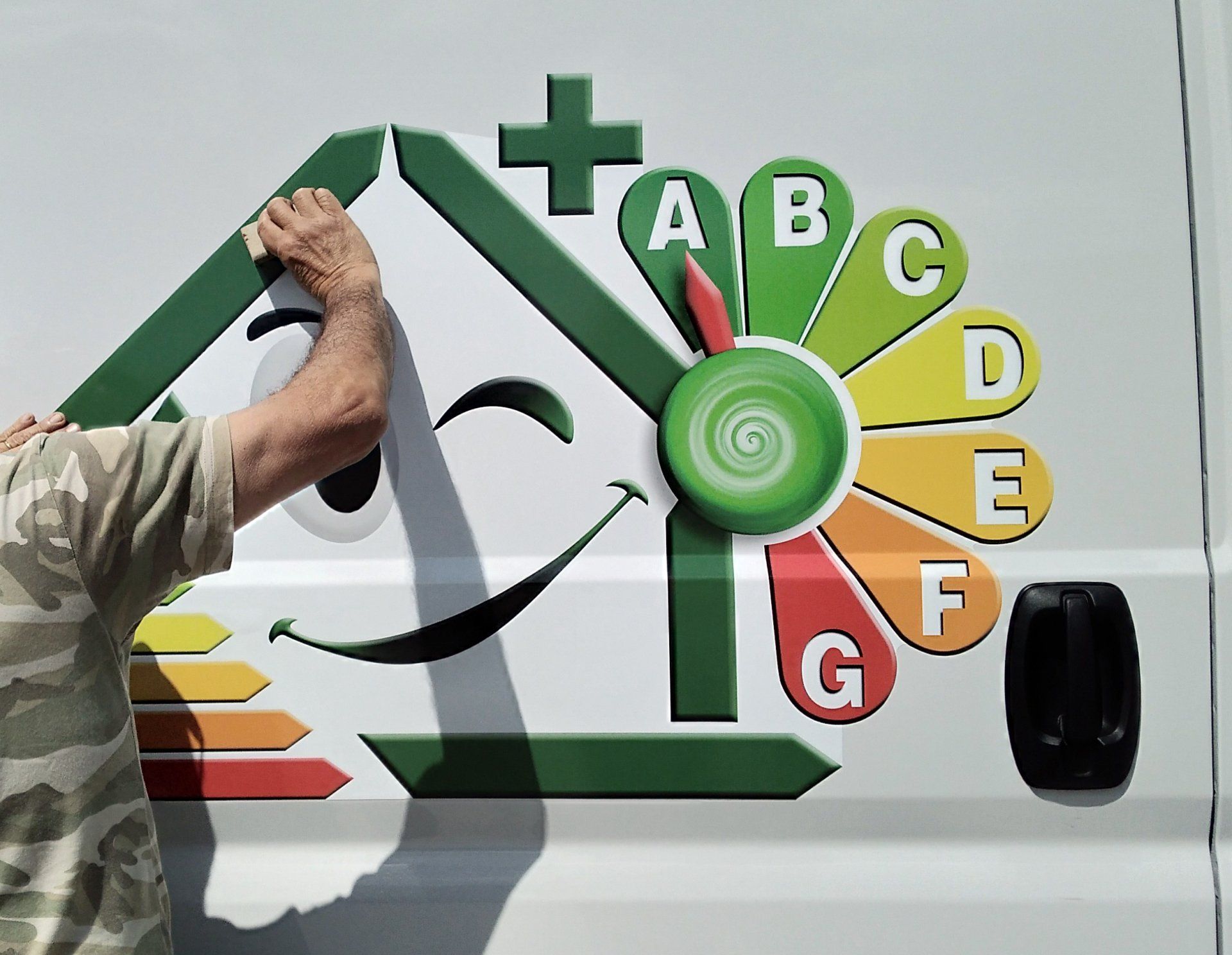 Insegne di dipinti murali