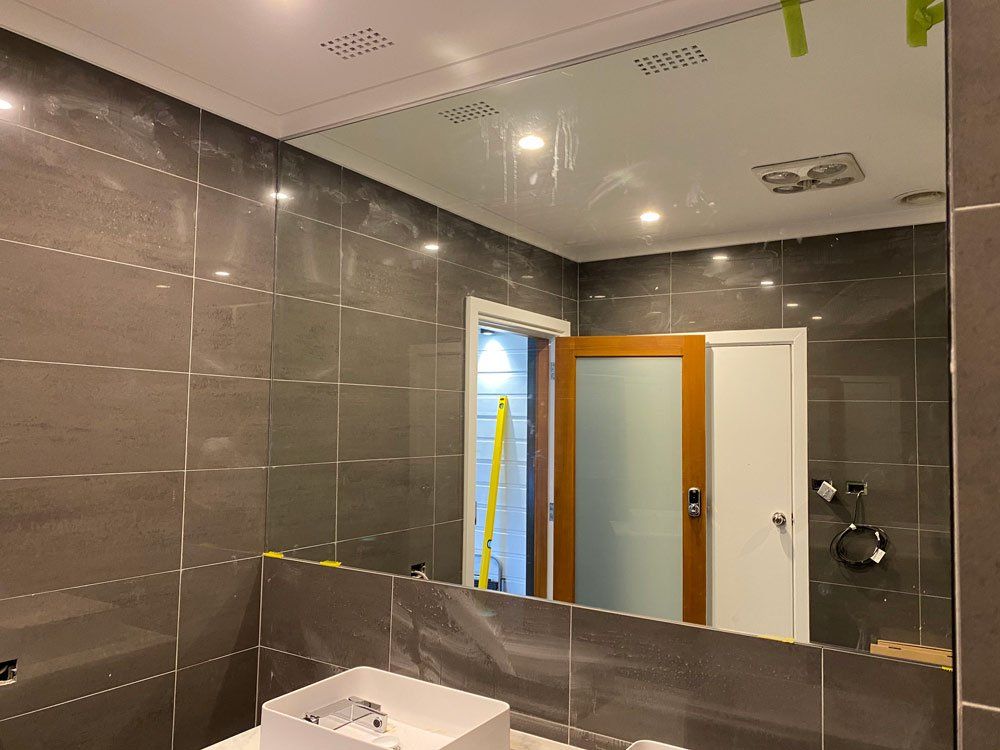 Mirror in Comfort Room