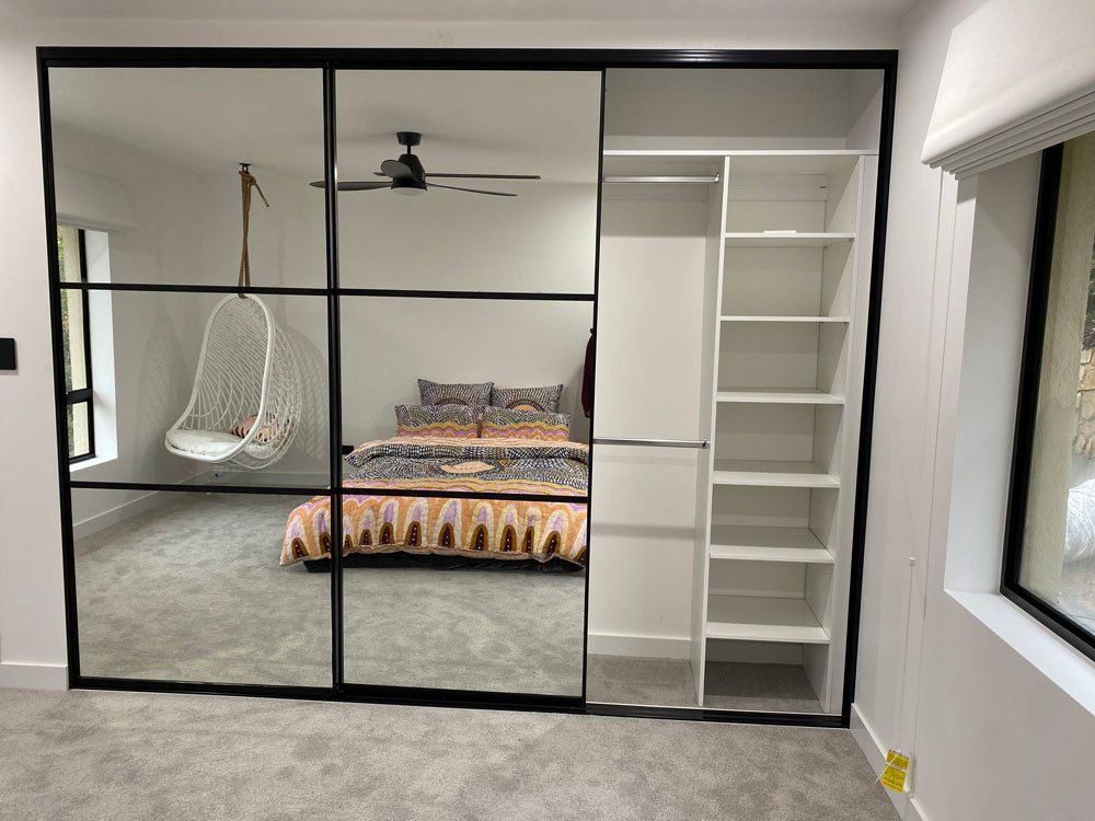 Sliding Door