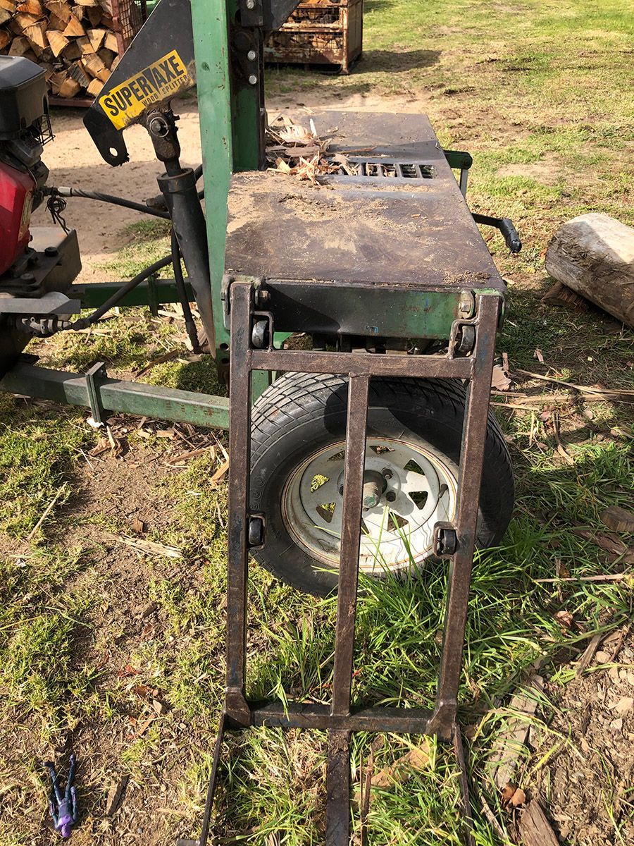 Wood Splitter Image | Bairnsdale, VIC | Bairnsdale Stoves, Heaters & BBQs