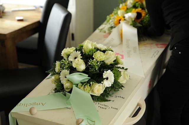 Choosing Caskets for a Funeral Service