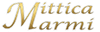 Míttica Marmi, un logo in caratteri dorati su sfondo bianco.