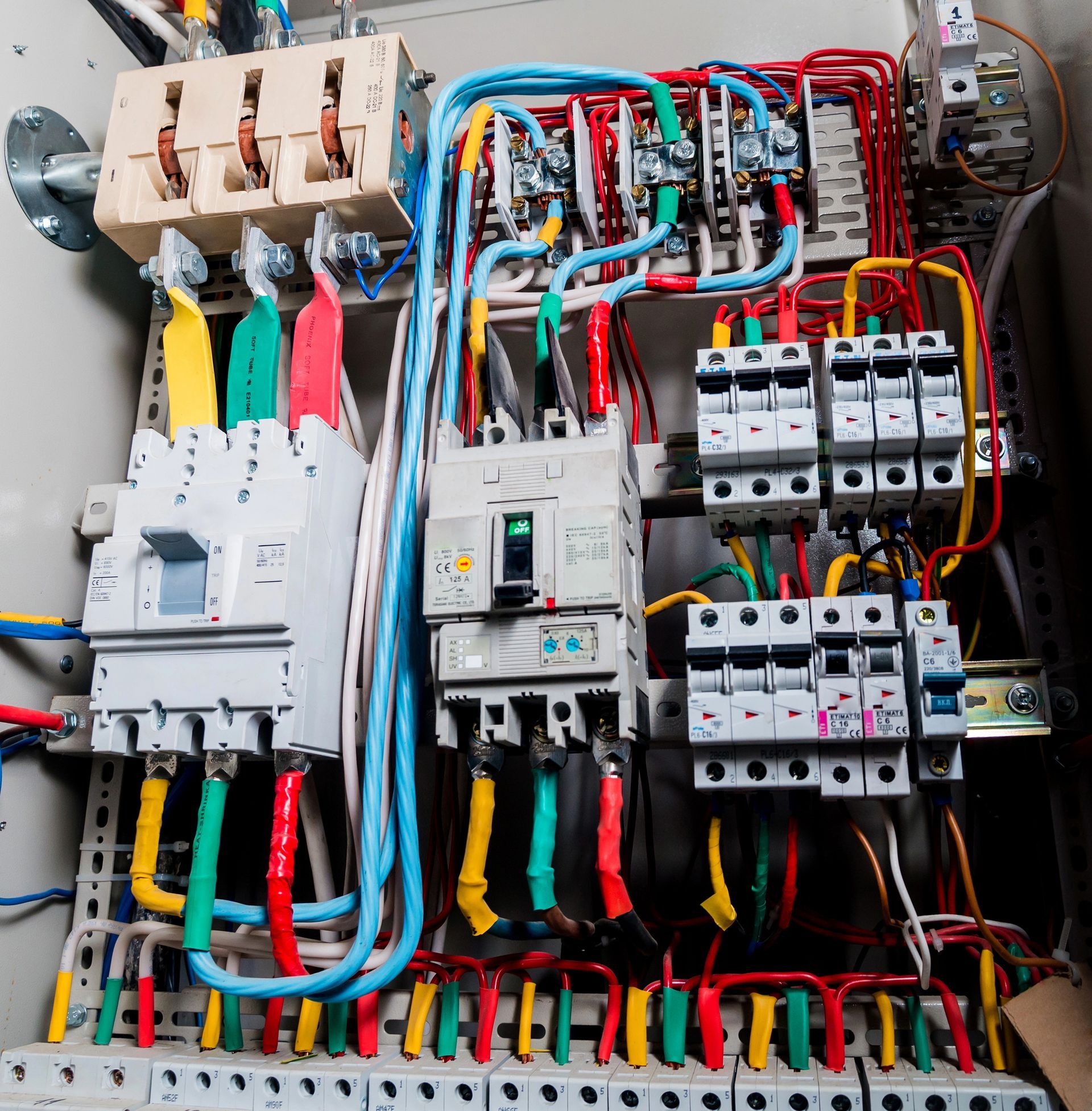 Teollisuuden sähkötyöt ja kunnossapito