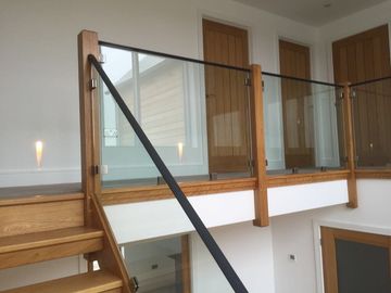 glass steps railing