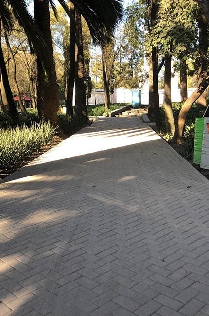 APC ADOQUÍN Y PREFABRICADOS DE CONCRETO SA DE CV - ADOQUÍN Moño