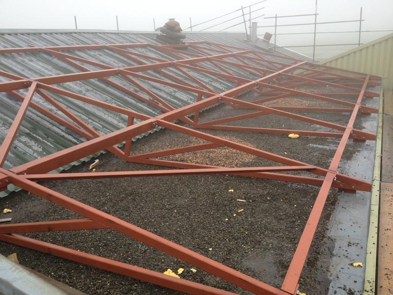 steel frame for roof of building