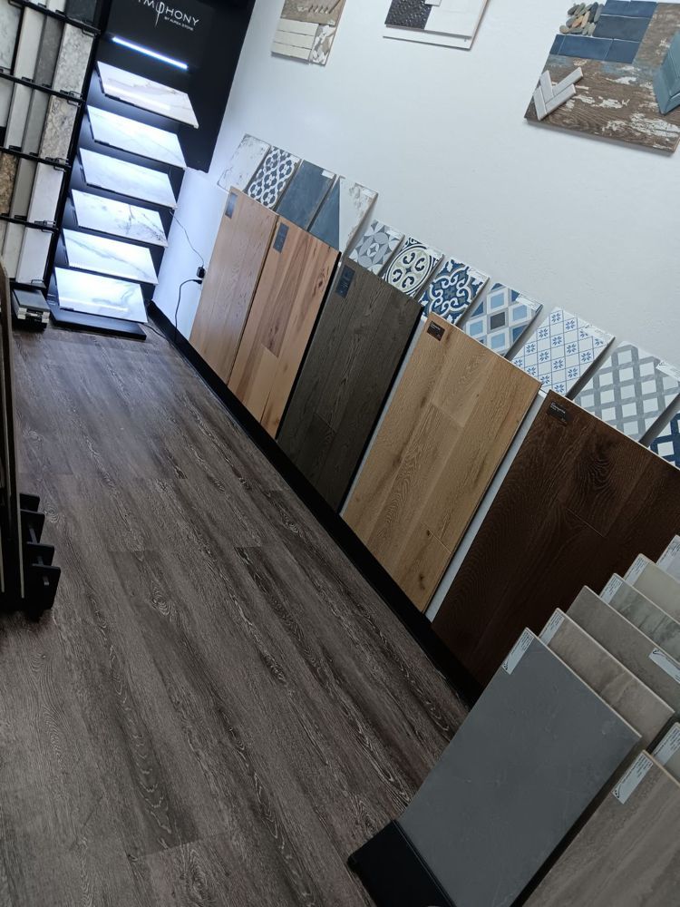 A room with a lot of tiles on the floor