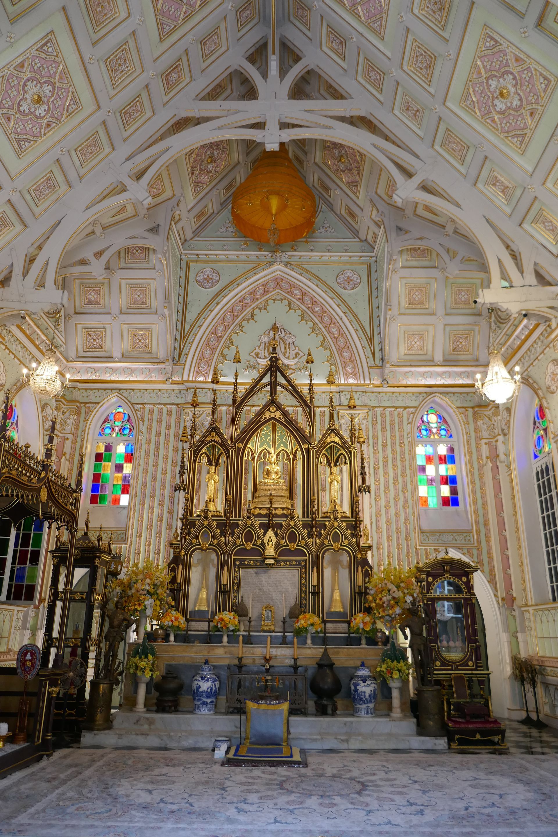 Bang Pa in Wat Niwet Thamaprawat