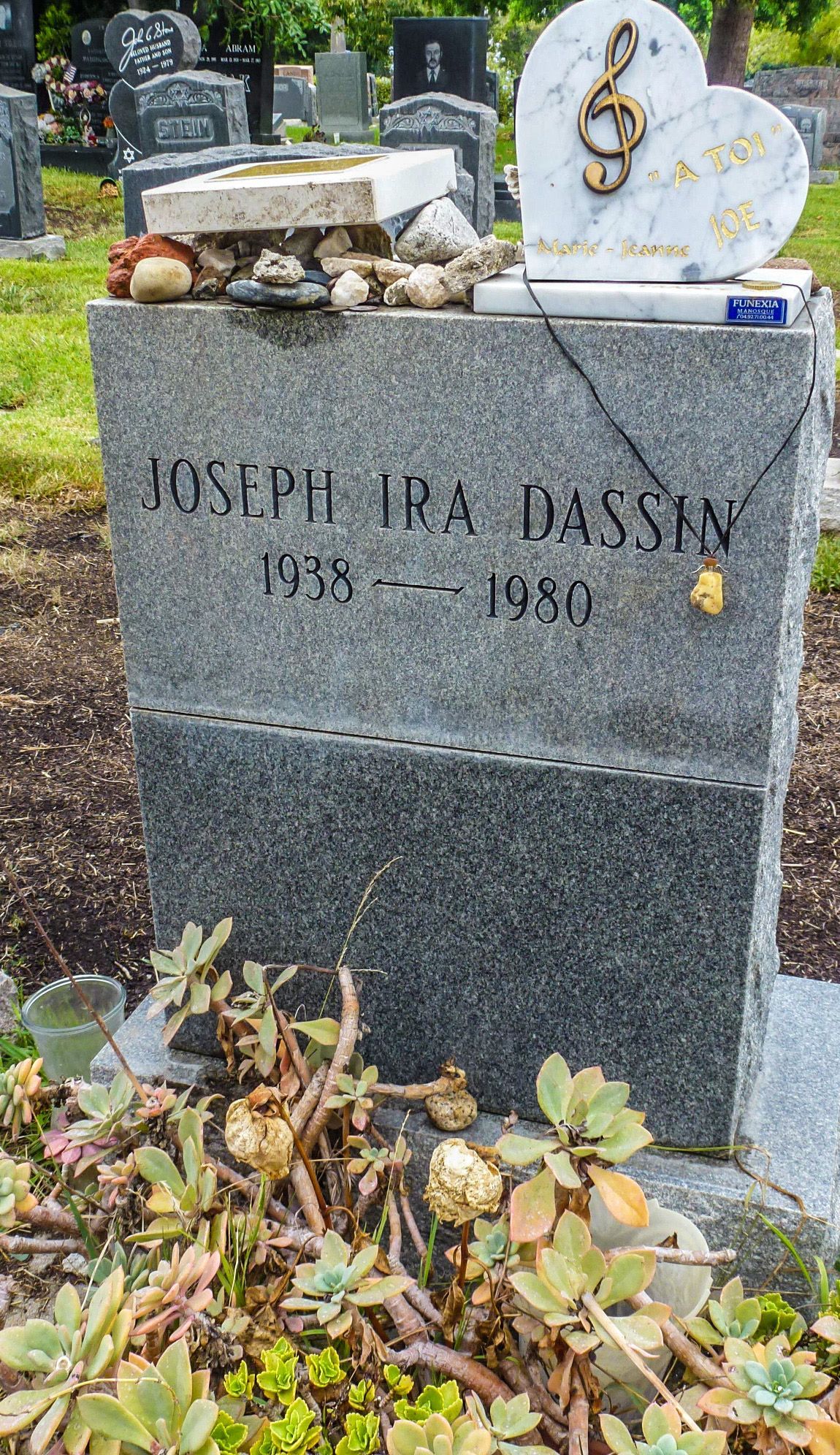 Joe Dassin Hollywood Forever Cemetery
