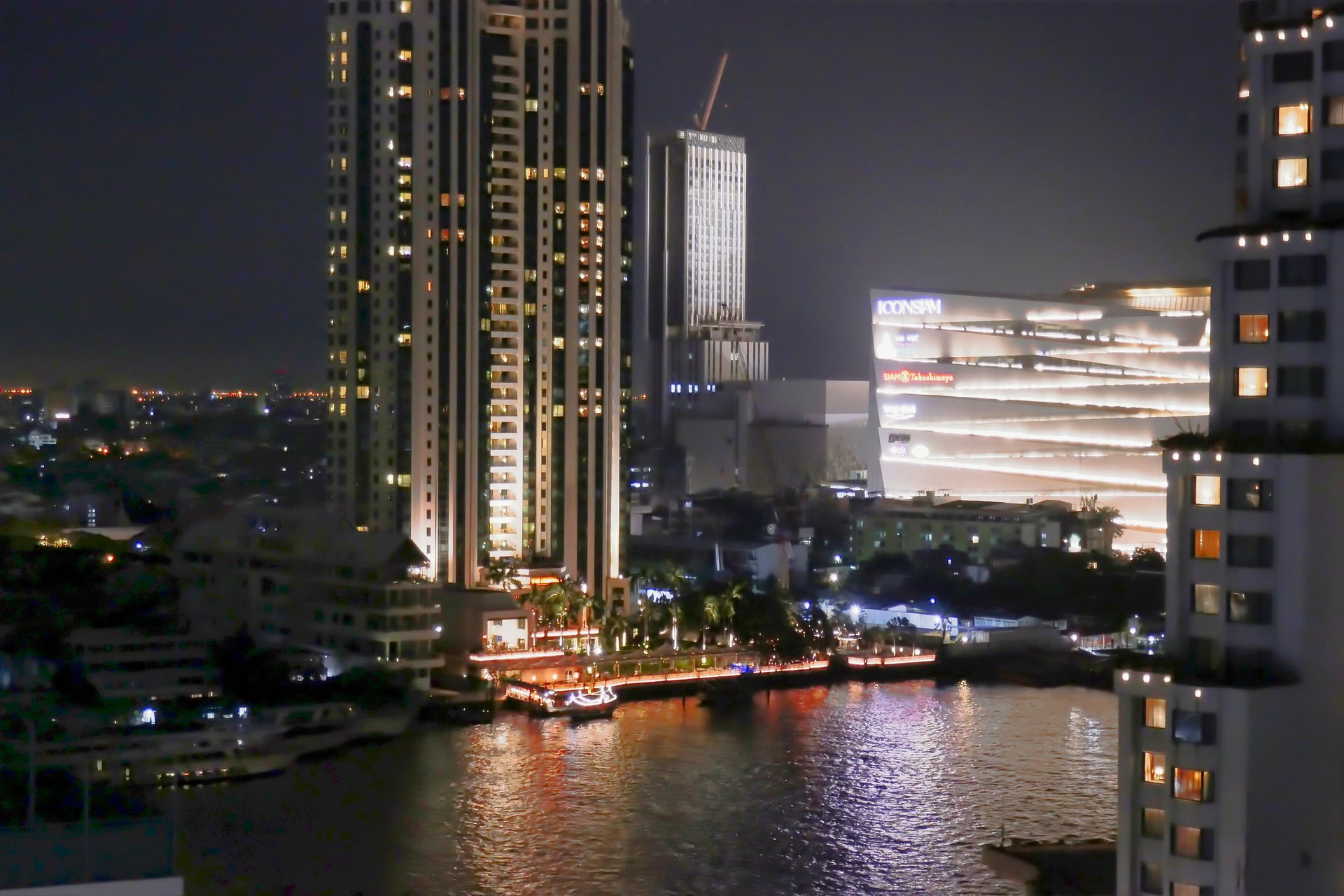 Blick vom Hotel Centre Point Silom Bangkok