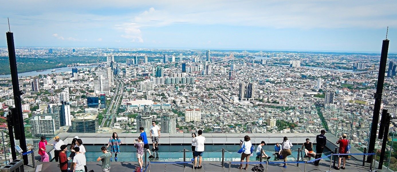 Skywalk Mahanakhon Bangkok