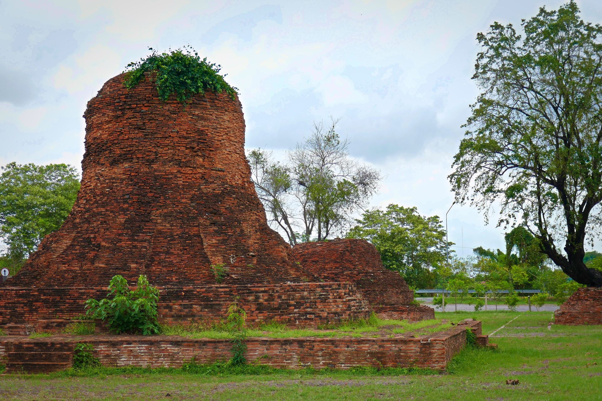 Wat Sika Samud Ayutthaya