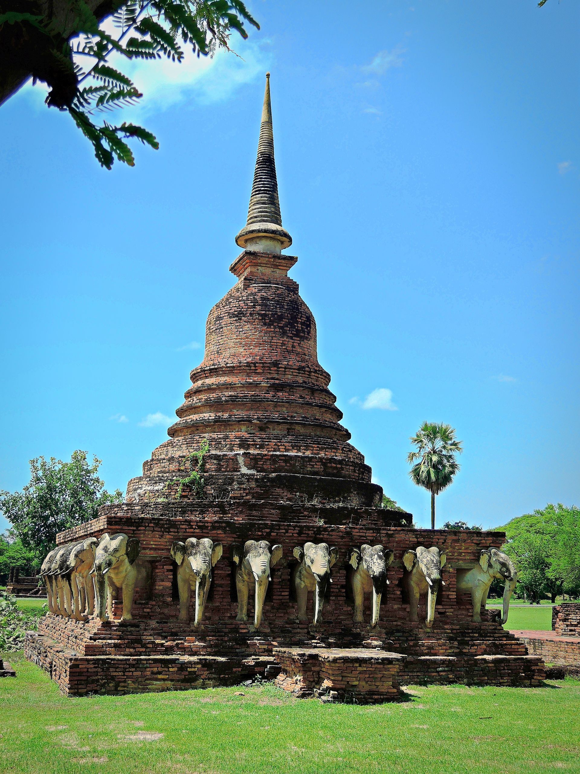 Wat Sorasak Sukhothai