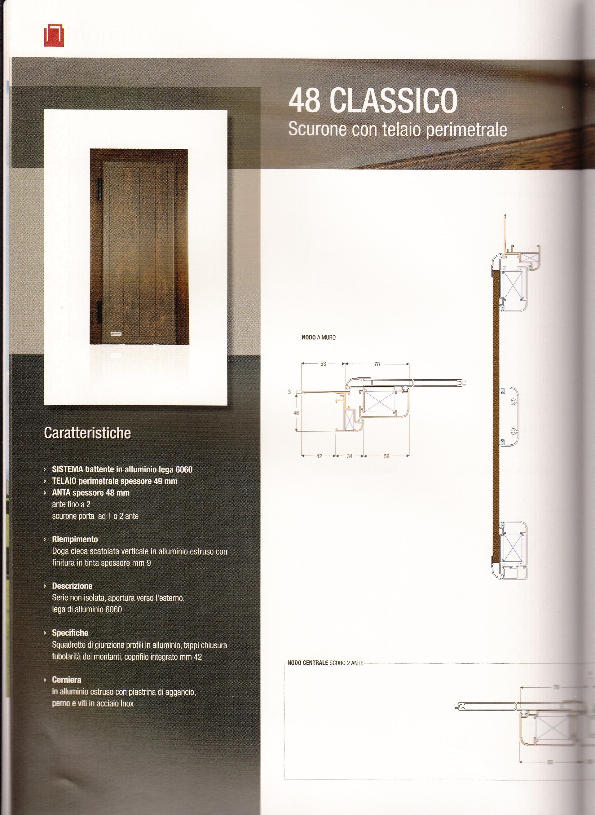 Un libro è aperto su una pagina con l'immagine di una porta.