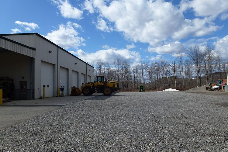 Earthworks Excavating