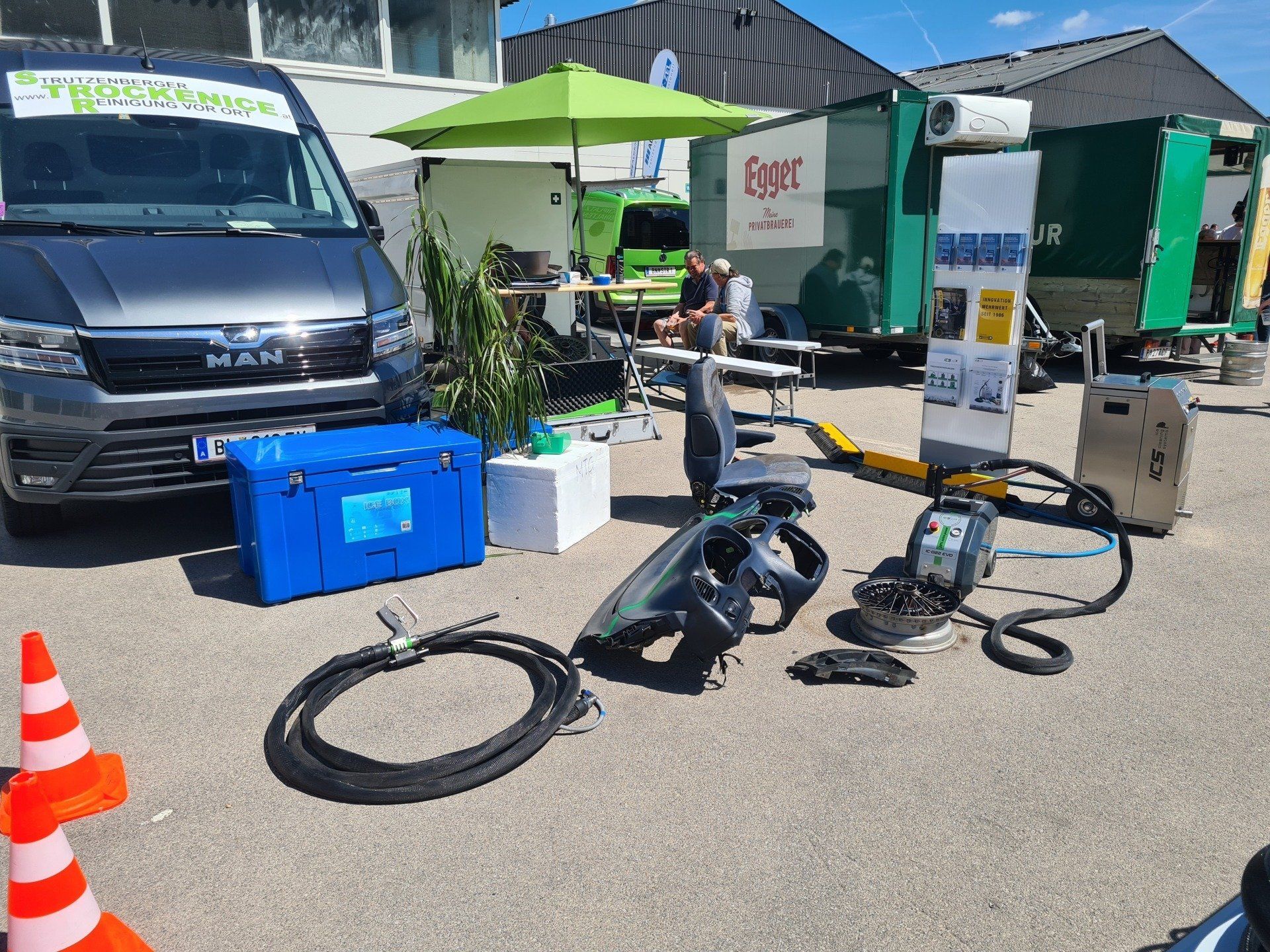 Trockeneis-Reinigung