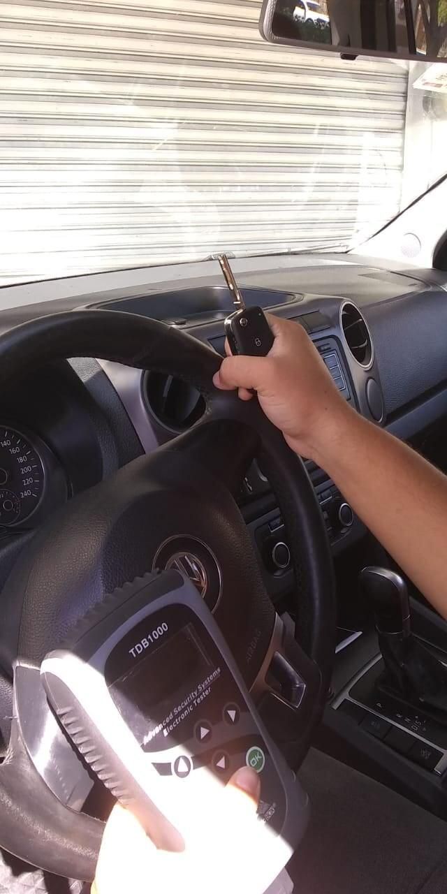 Cerrajería Automotriz Express