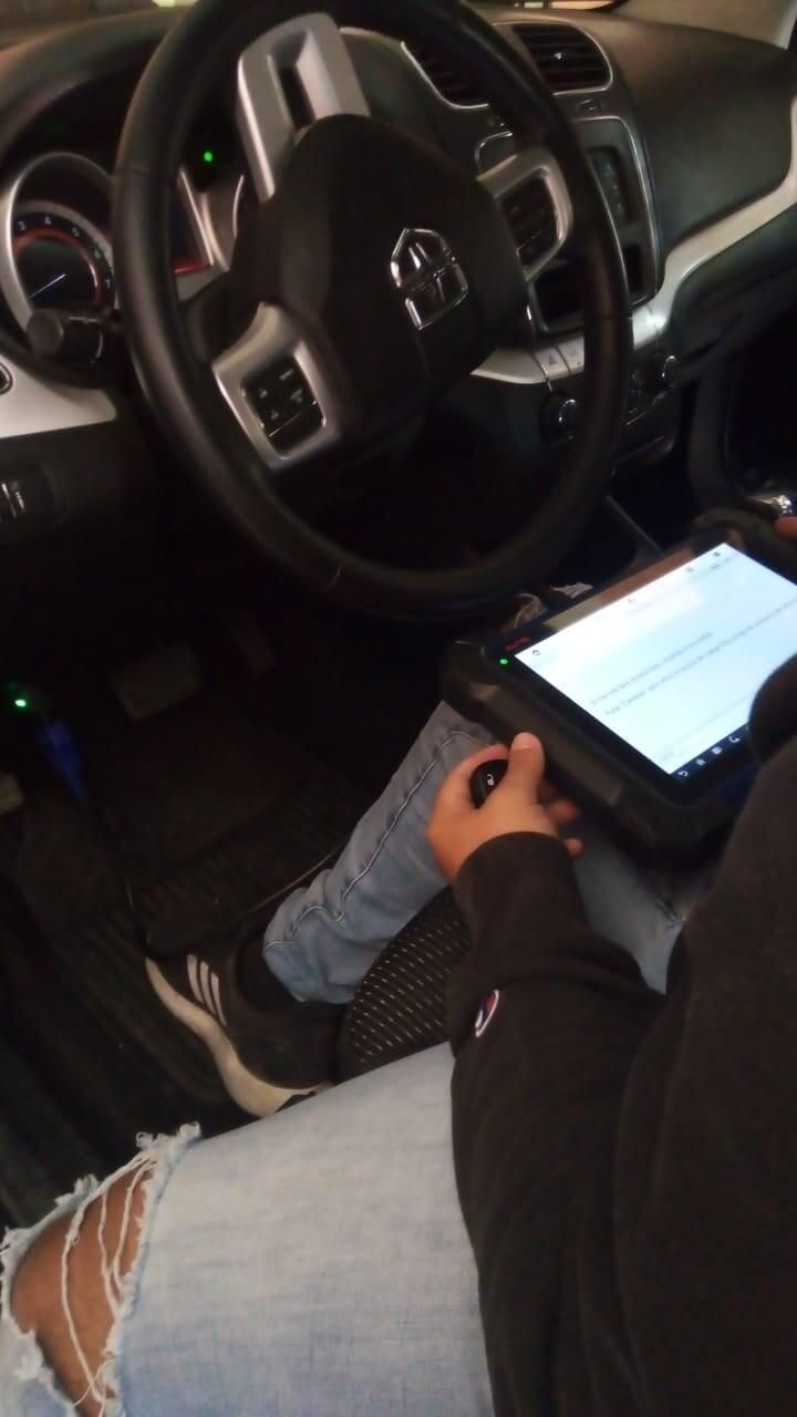 Cerrajería Automotriz Express