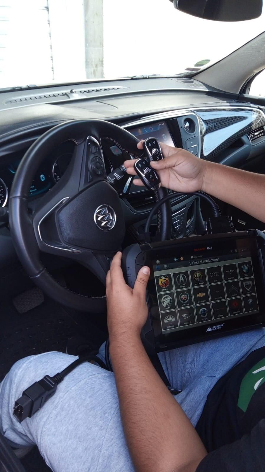 Cerrajería Automotriz Express